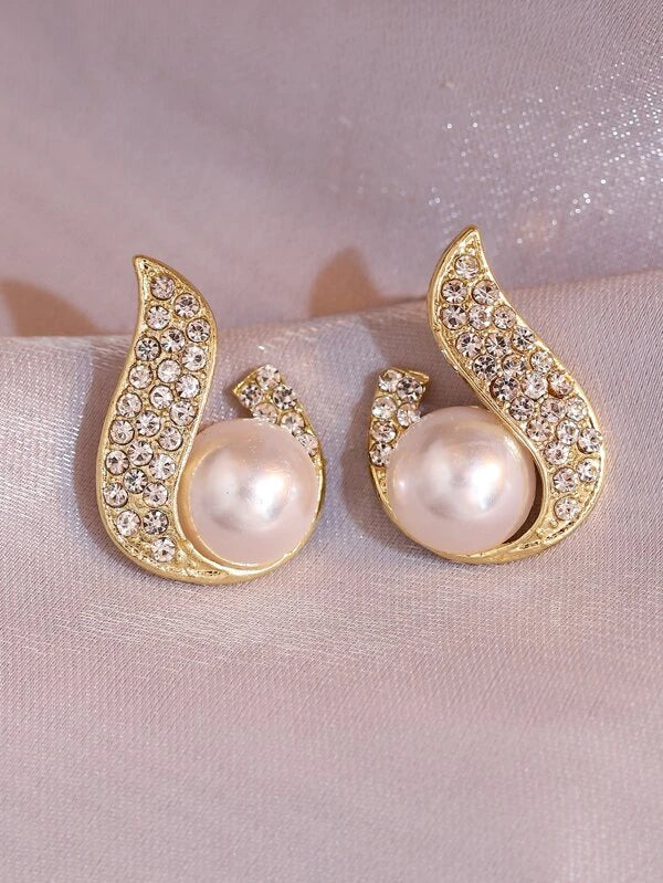 Rhinestone & Faux Pearl Decor Stud Earrings