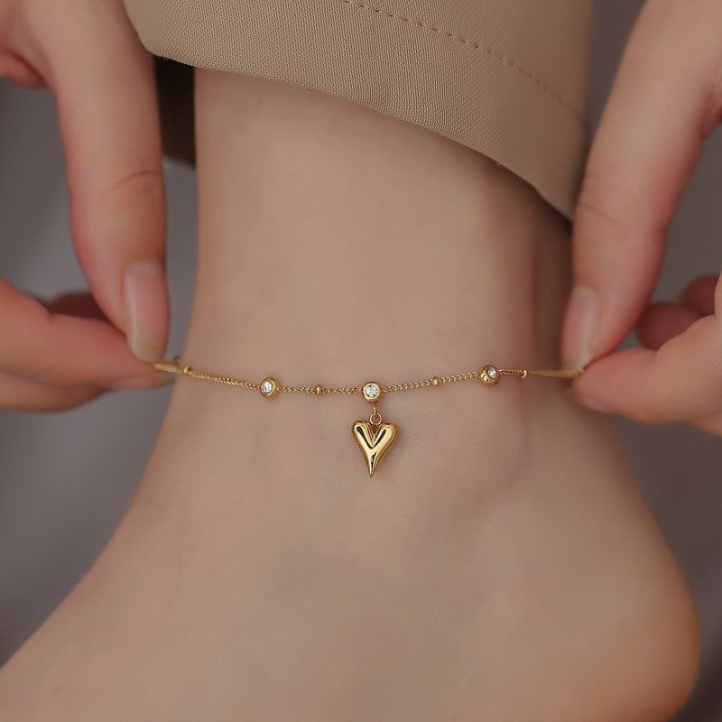 18K Gold Exquisite and Fashionable Heart with Crystal Design Versatile Anklet