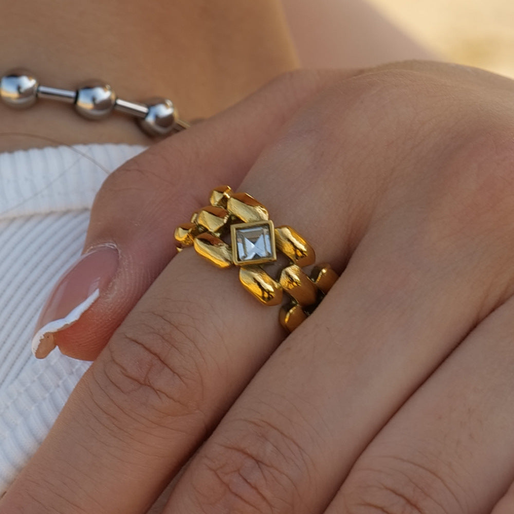 18K gold trendy personalized inlaid square zircon design ring