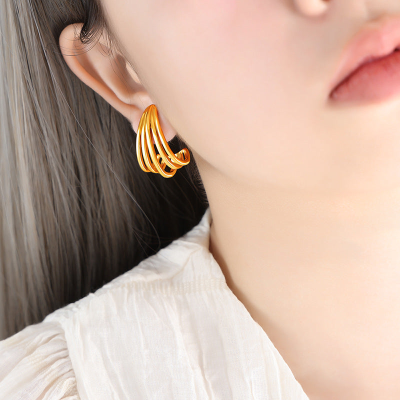 18K Gold Light Luxury Simple Line Hollow Design Earrings