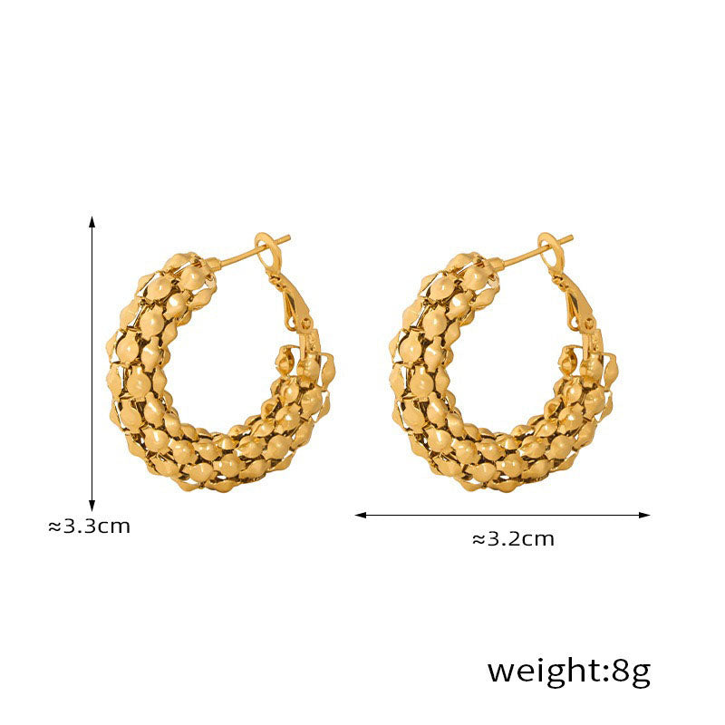 18K gold exquisite and fashionable C-shaped design light luxury style earrings