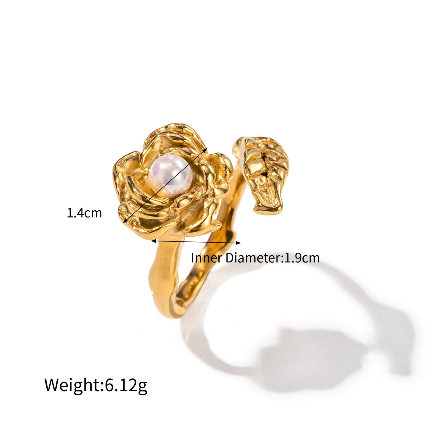 Exquisite and noble camellia inlaid pearl design ring in 18K gold