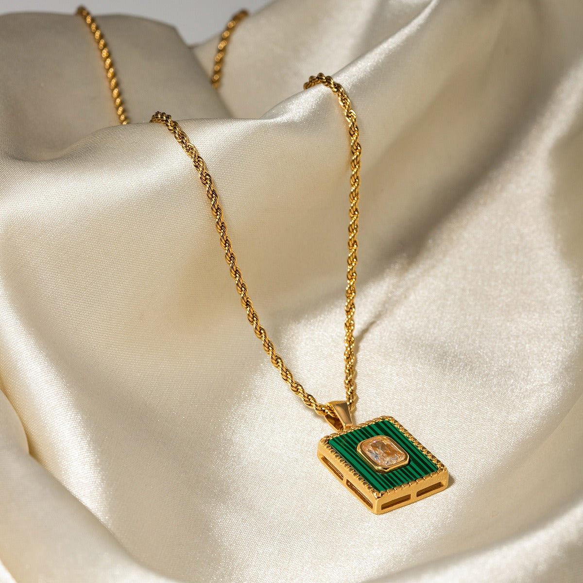 18K Gold Fashion Personalized Rectangular Gemstone Pendant Necklace